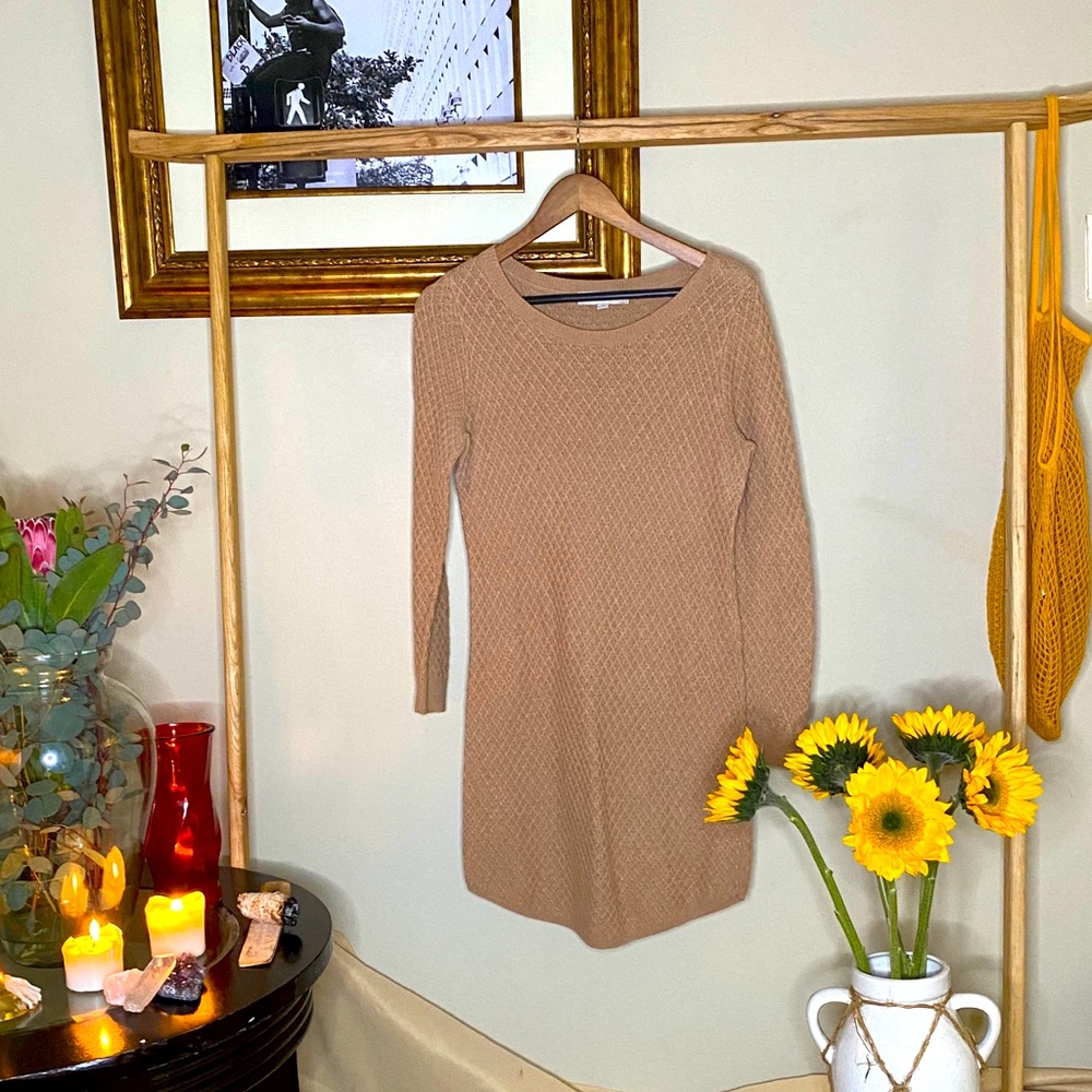 Women’s Wool Knit Knee Length Dress